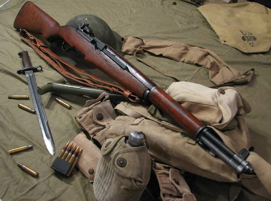 Soviet weapons. Самозарядная винтовка m1 Garand. М1 Гаранд снайперская винтовка. M1 Garand винтовки второй мировой войны. Винтовки 1мировой и 2мировой.