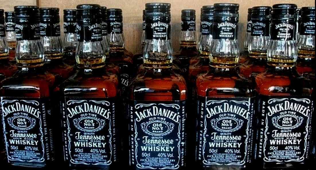 Самая узнаваемая бутылка в мире, по версии журнала Independed.