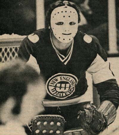 На фотографии вратарь Китов - Билл Берглунд. Отсюда: goaliesarchive.com