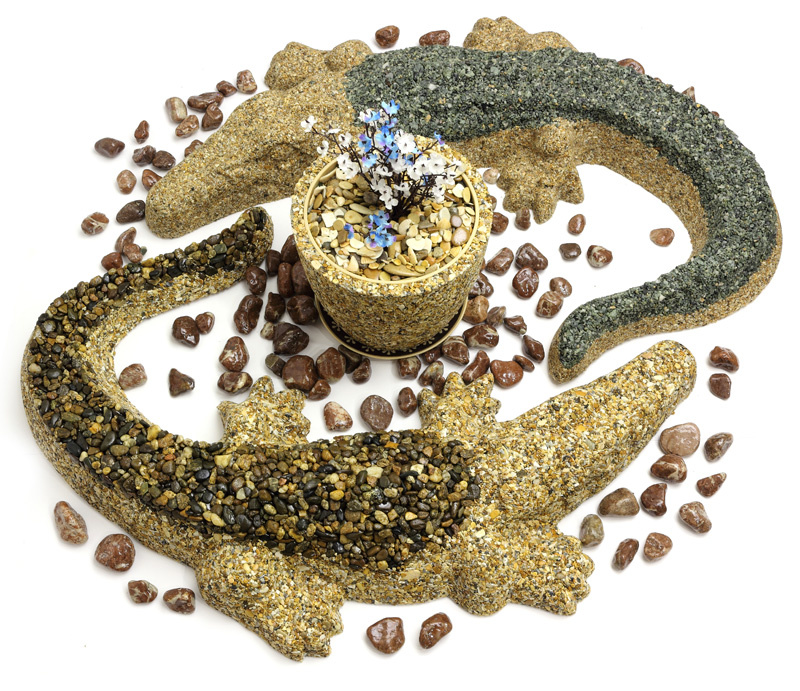 Мои крокодилы из Каспийской гальки, речной гальки и змеевика :)