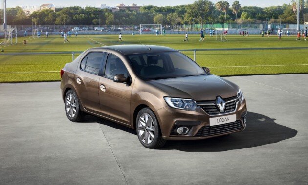 44432 4 4При выборе нового бюджетного автомобиля очень часто ключевым критерием становится наличие автоматической коробки передач: кто-то новичок за рулем и не хочет возиться с рычагом и педалями (хоть и зря), кто-то, набравшись опыта, пересаживается с дешевой старой машины, а кто-то просто ищет вариант «комфортно и дешево». Давайте же взглянем, какие есть варианты, чем они хороши, и сколько придется заплатить за недорогой автомобиль с двумя педалями.