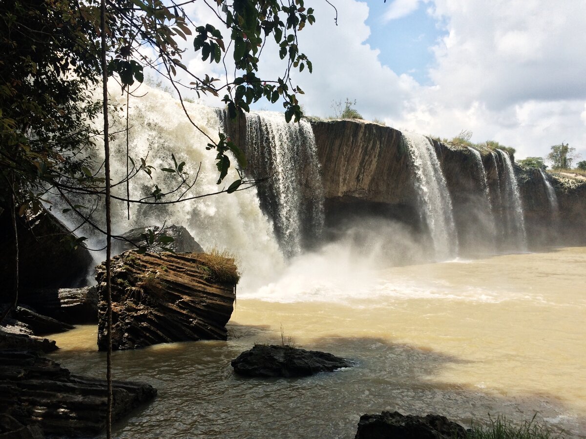 Водопад Драй Нур
