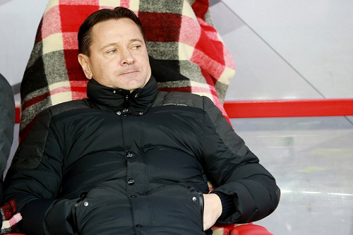 
Аленичев остаётся главным тренером "Енисея" вопреки здравому смыслу
