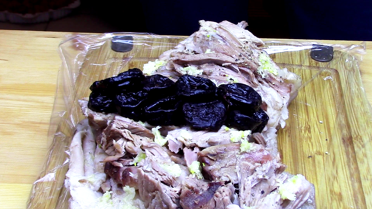 Ветчина из рульки