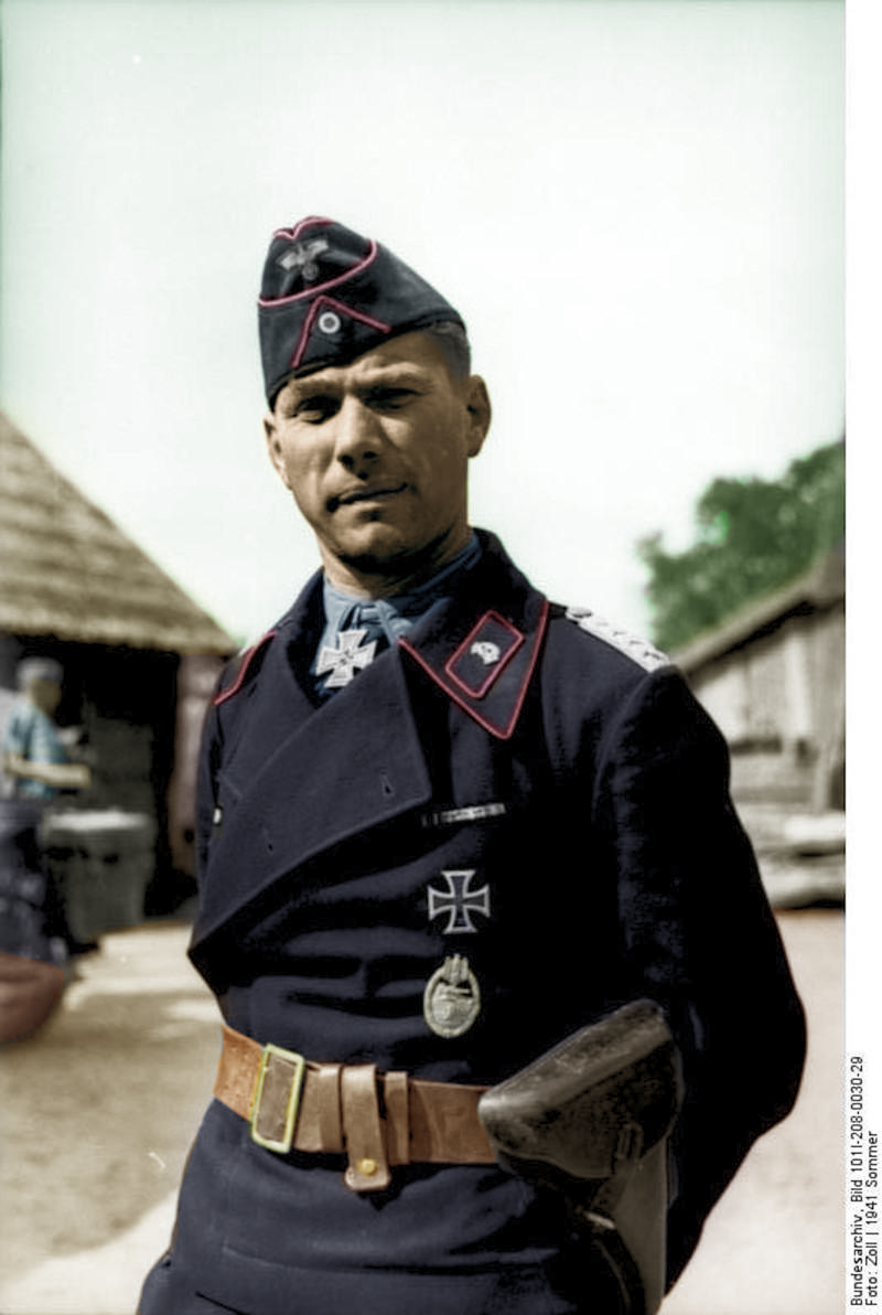 Штабс фельдфебель вермахта. Немецкие фото. Солдаты вермахта 1943. Гауптман винклер. Немецкие фото.