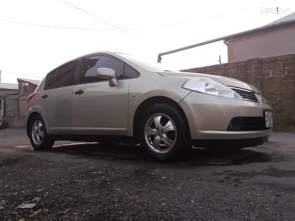 Nissan Tiida, 2005 Цена 3300$