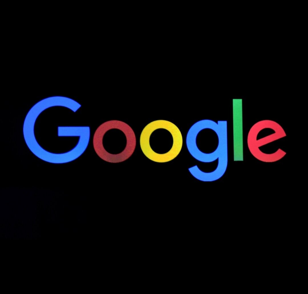 Google угадай. Гугл лого. Гугл картинки. Google Neon logo.