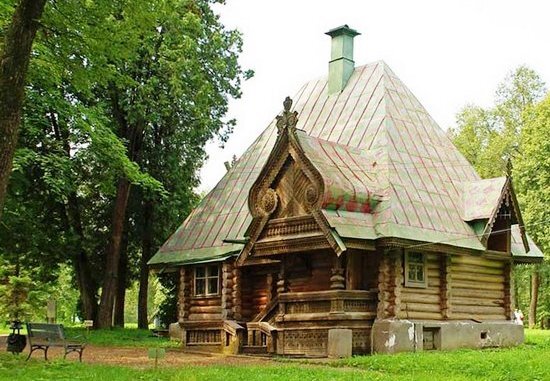 Баня-теремок в Абрамцево