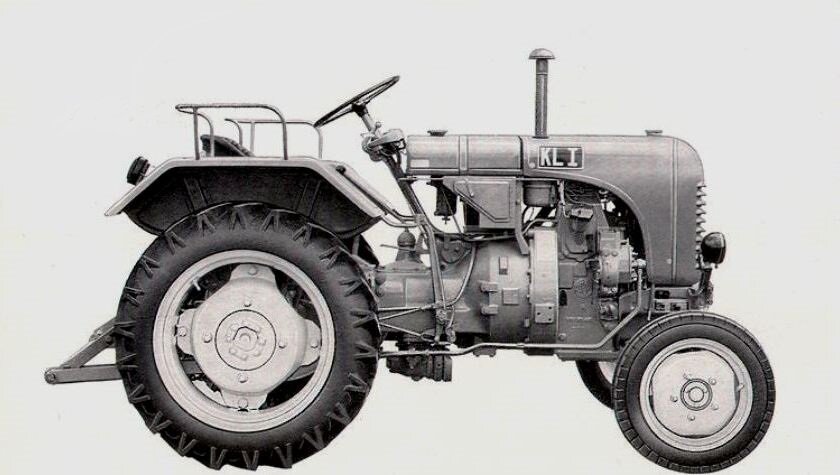 Австрийский трактор Steyr 80, вид справа