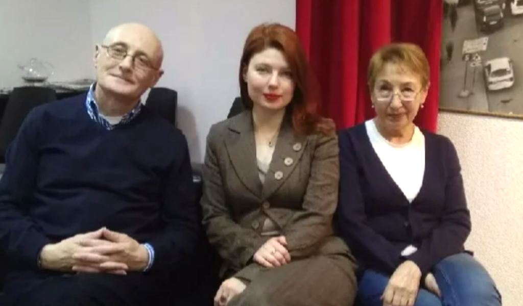 Эмилия Спивак с родителями