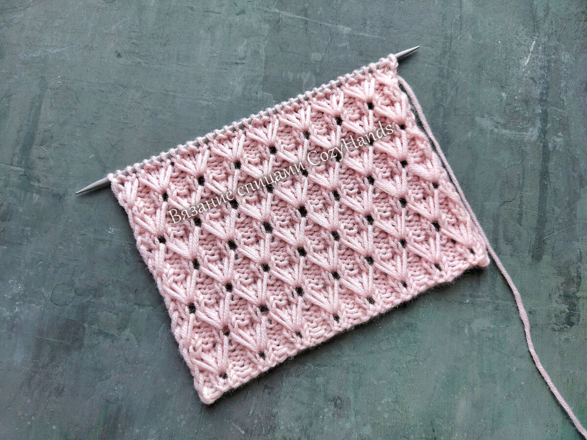 Нежнейший узор с вытянутыми петлями и легким ажурным эффектом для вязания шапок, свитеров