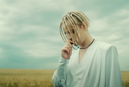 Шаман. Кадр из клипа Я - русский