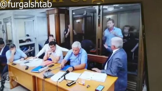 Video herunterladen: Допрос свидетеля Першина адвокатом Борисом Кожемякиным