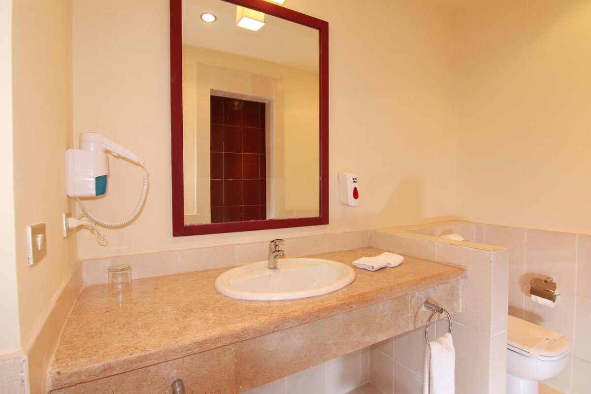 Санузел в Отеле Lemon & Soul Makadi Bay — Макади, Египет | Бесплатный подбор и Бронирование туров - turgogo.ru/contacts