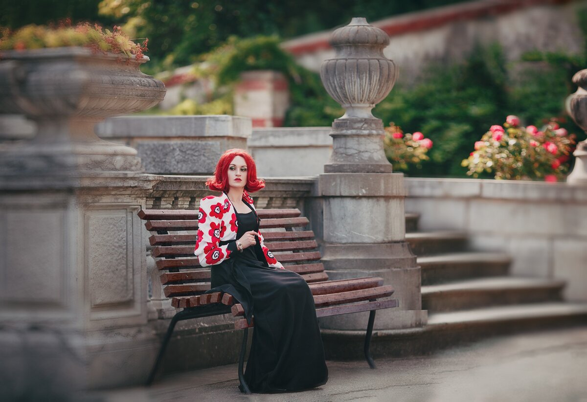 Фандом: Мрачные Тени / Dark Shadows
Персонажи: Викки Винтерс, доктор Джулия Хоффман
Косплееры: Мари vk.com/...69, Анами vk.com/...exl
Фотограф: Jay vk.com/...fer
