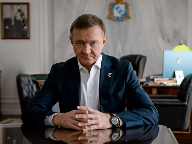    «Обнаружив фрагменты БПЛА, не нужно к ним приближаться, надо позвонить в 112», – обратился к курянам Роман Старовойт