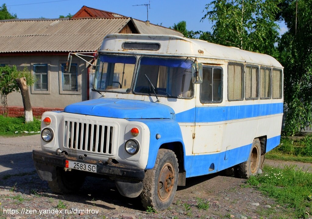 ТАРЗ-002Б (В). На дорогах еще встречаются такие Токмаки