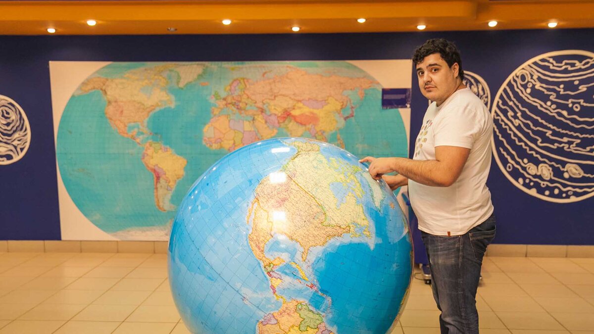 Евгений Зейналов, создатель «Фабрики гениев»