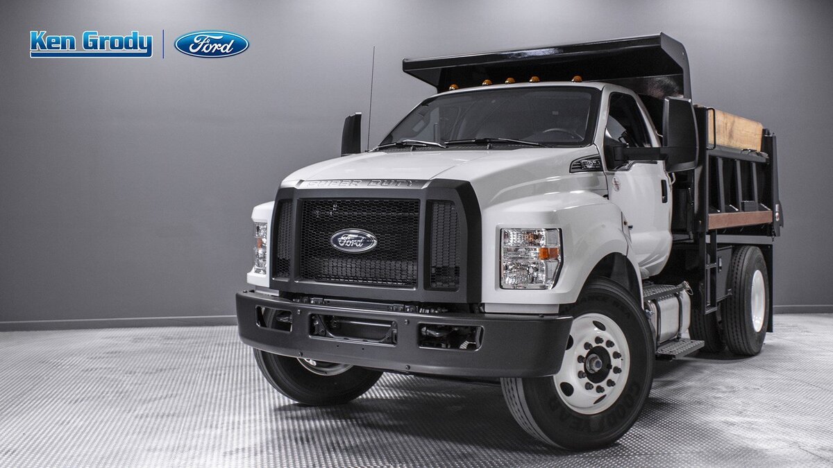 Ford F-750 Dunkel Luxury Hauler 4х4. Самый большой серийный внедорожник в  мире, в облике дома на колесах! | Auto Drive | Дзен