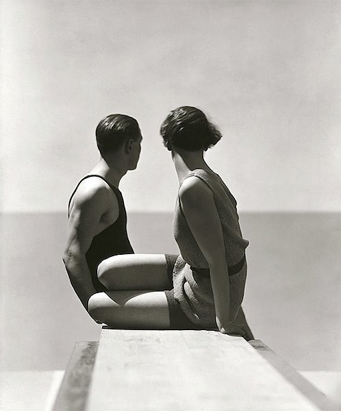 Завораживающая фотография. Купальщики, 1930 год