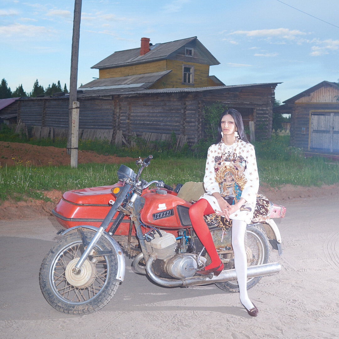 Мотоцикл в деревне СССР