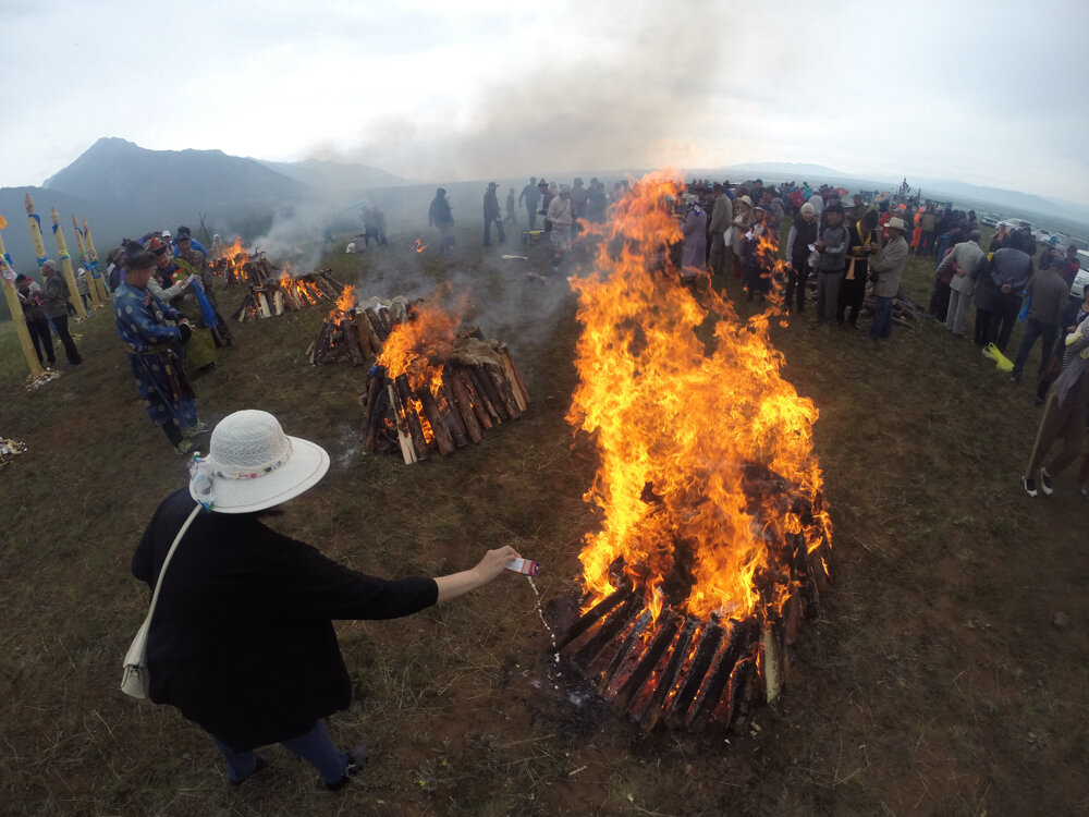 Зачем шаманы лижут раскалённый металл | Заповедный инспектор | Дзен