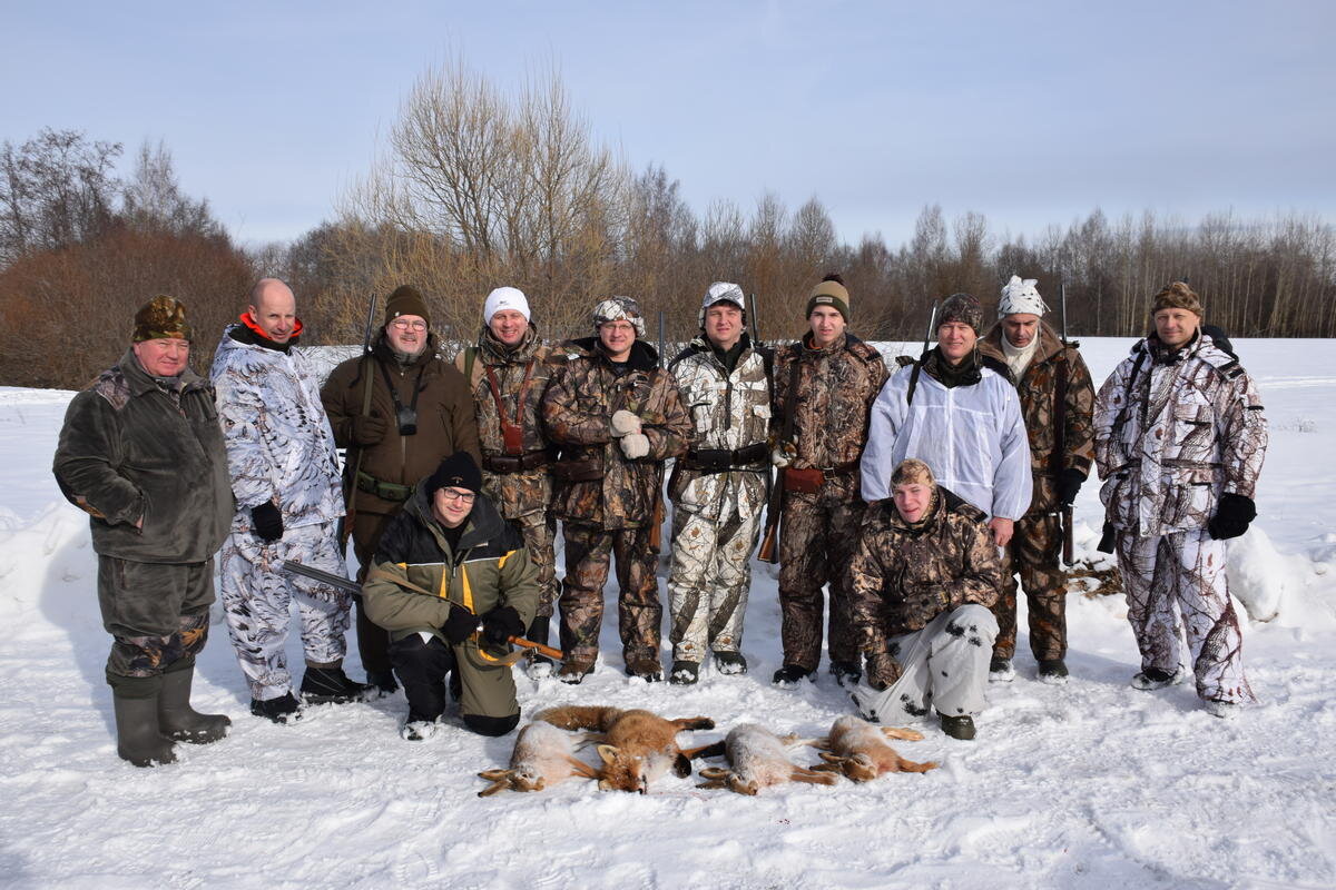 Первая группа охотники. Охотобщество Сыктывкар. Кречет охотхозяйство Смоленская. Группа охотников. Охота на кабана в Кировской области.