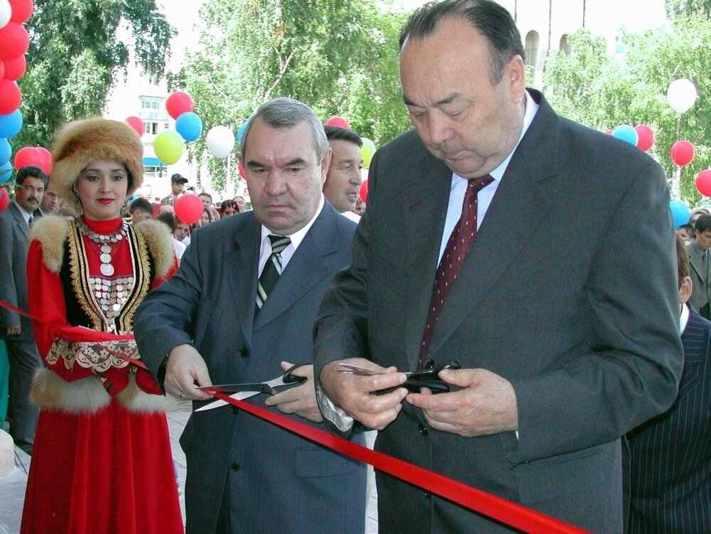 Типичная картина начала 2000-х