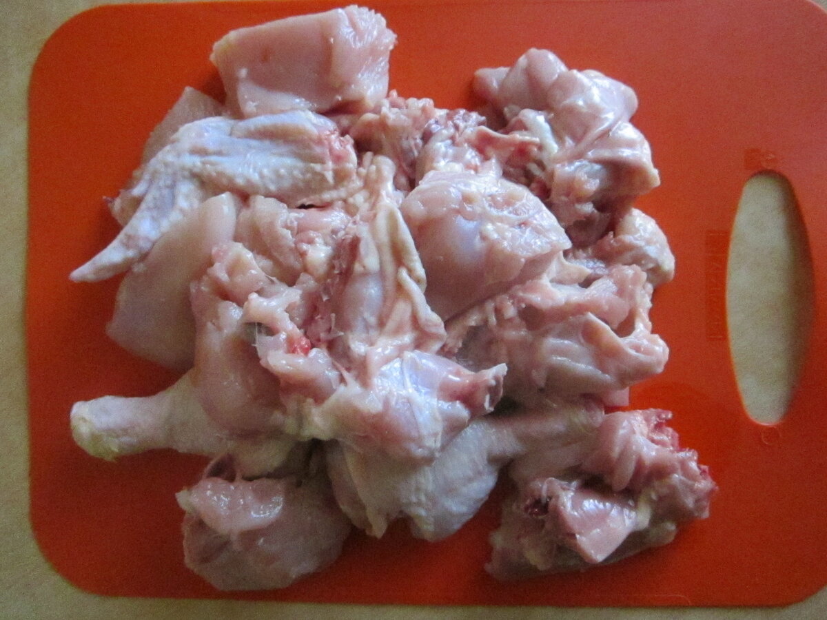   Мясо, приготовленное в духовке с использованием специального пакета для запекания, получается более мягкое, сочное. К тому же такой способ выпекания требует минимум жира или масла.-2