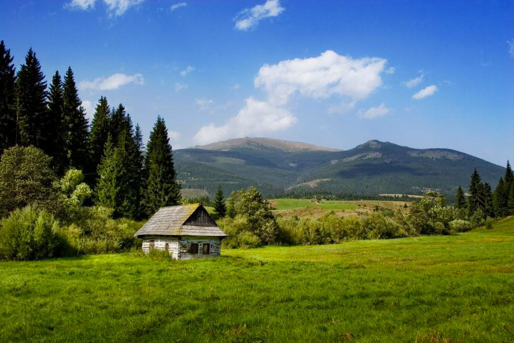 Домик на самой окраине песня