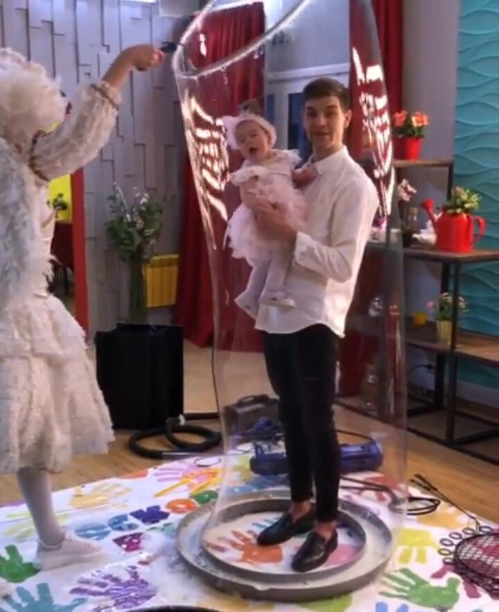 Аниматор и шоу мыльных пузырей для Василисы