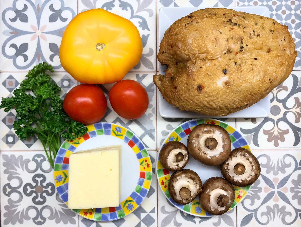 Копченая курица шампиньоны сыр. Грибной салат Ингредиенты. Блюда из овощей грибов и сыра. Яйца с грибами и сыром. Блюда из овощей грибов и яиц.