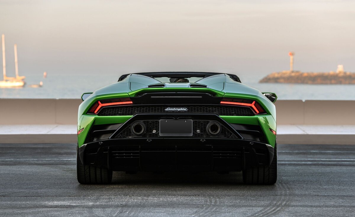 Ламборджини Huracan Performante