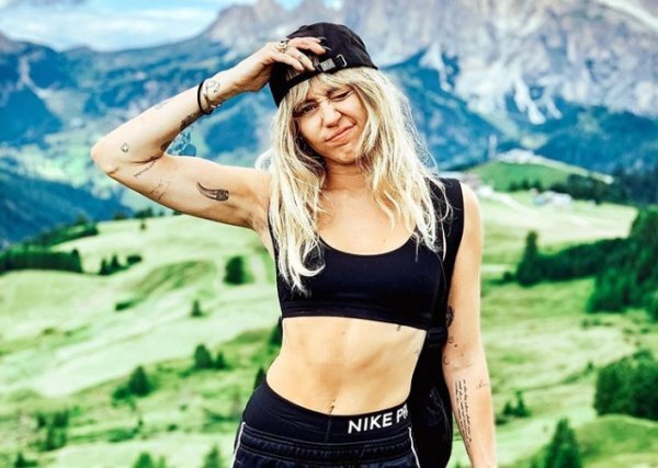 фото из открытых источнико