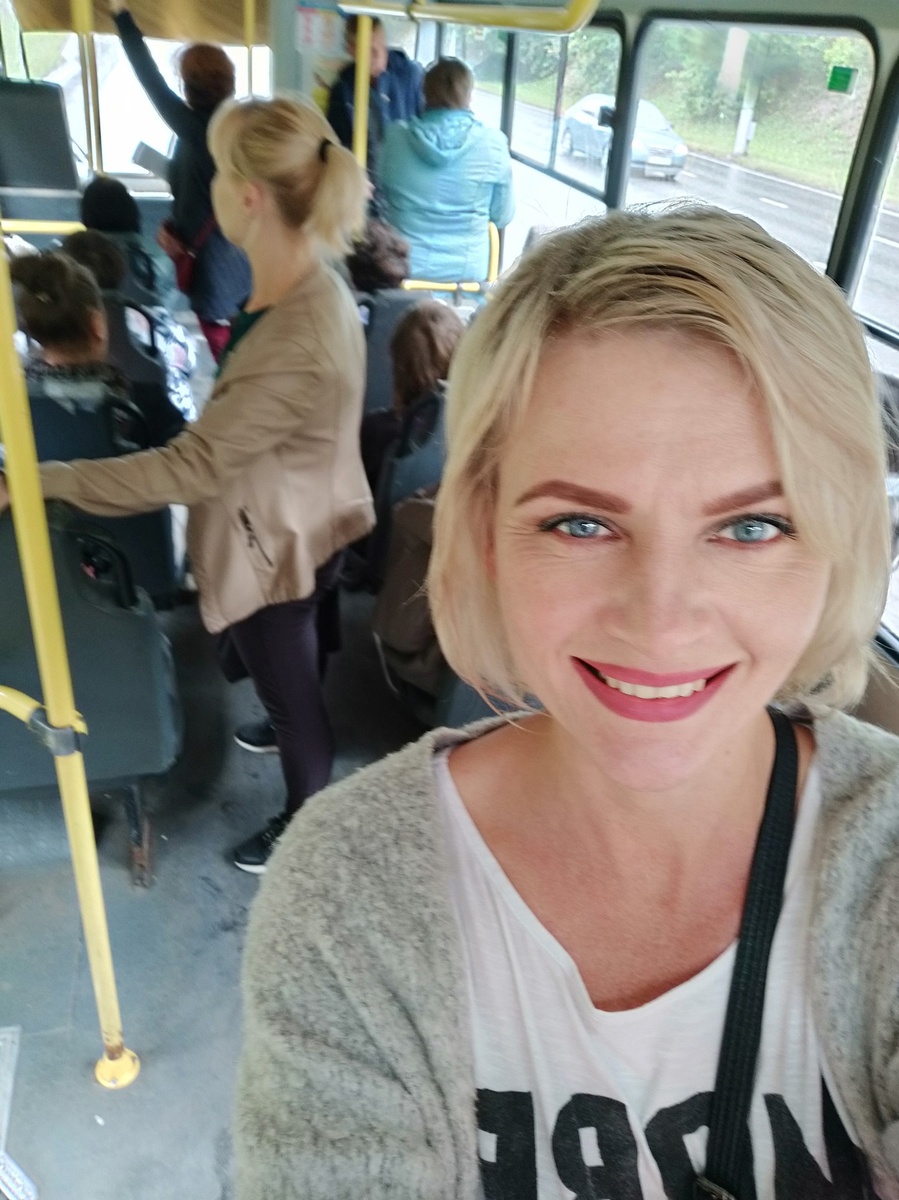 Еду в маршрутке по делам. 