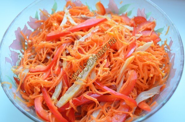 Салат с корейской морковью, курицей и болгарским перцем 🥗