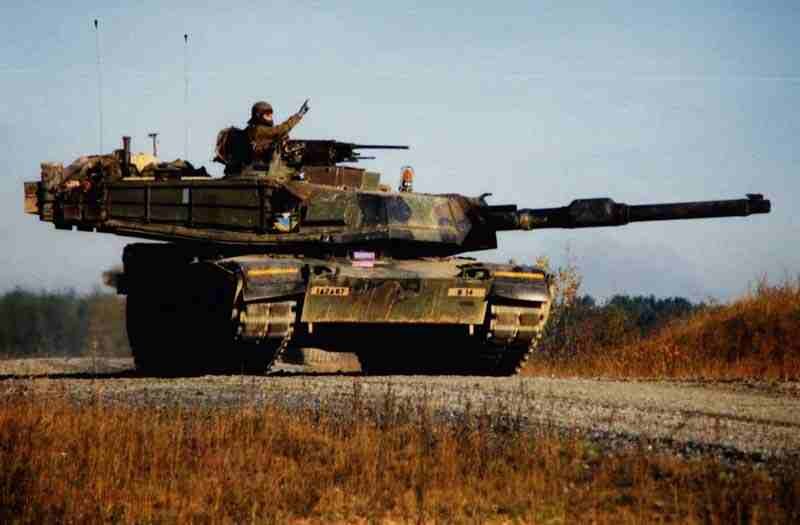 Американский танк "Абрамс" М1А1