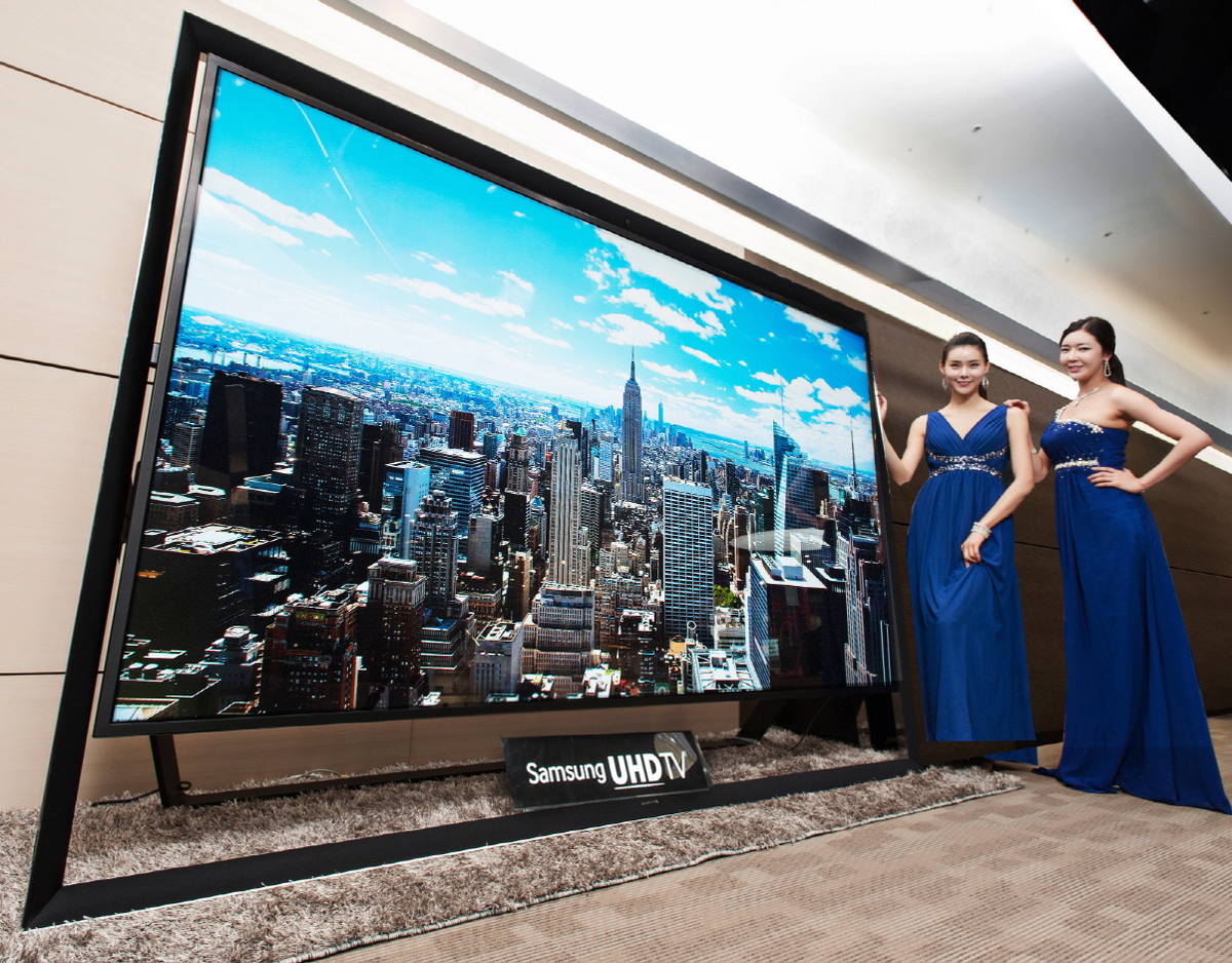 Телевизоры диагональ 1 метр. Самый большой телевизор Samsung 110 дюймов. Samsung UHD TV 110 дюймов. Плазма самсунг 85 дюймов. Телевизор Samsung 100 дюймов.