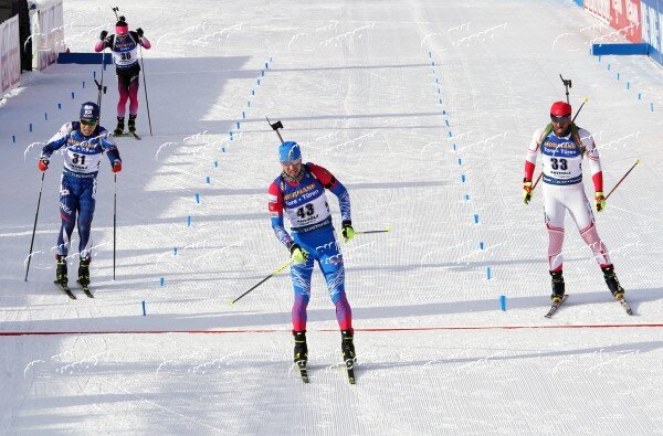 Логинов на финише спринта