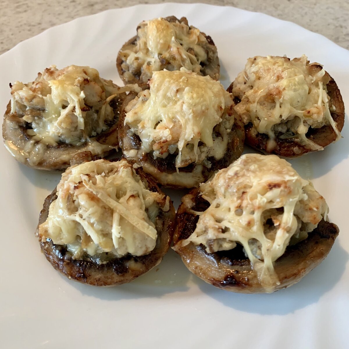 Корзиночки с грибами и сыром