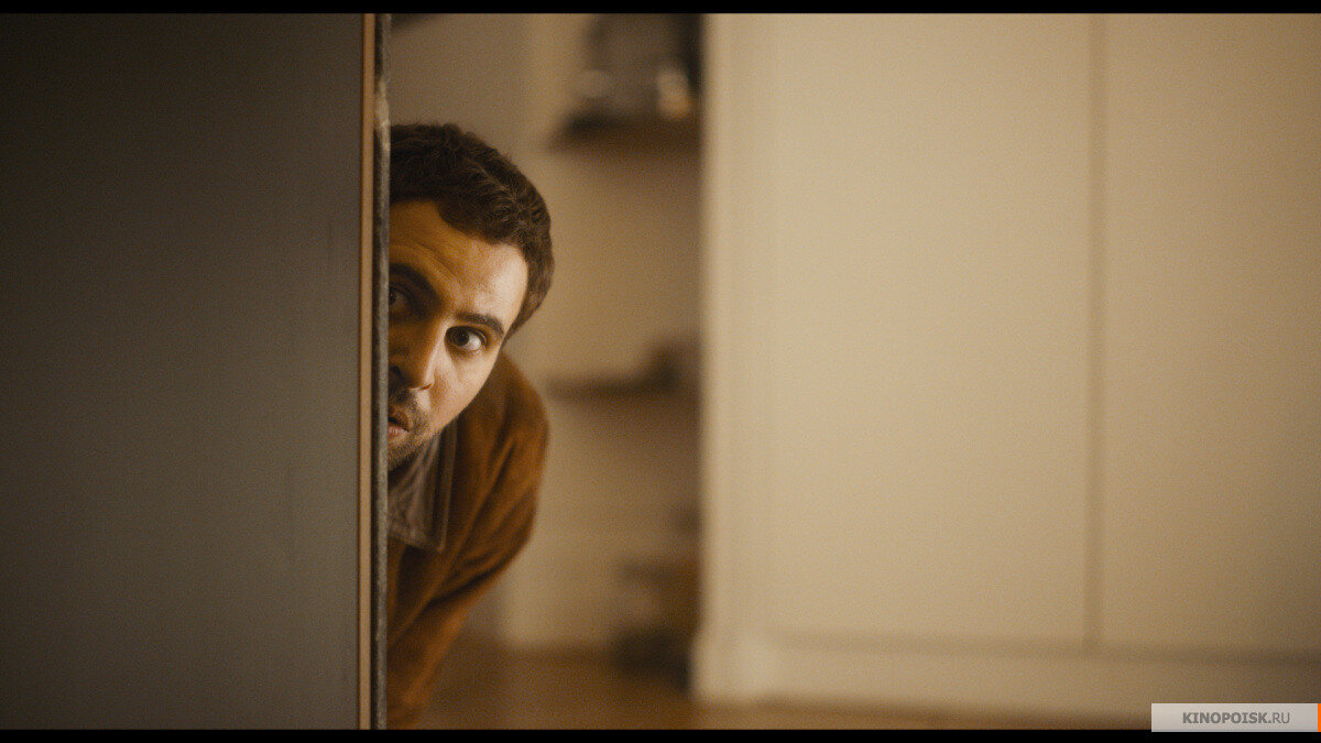 Хороший доктор "Docteur?", источник фото https://www.kinopoisk.ru/