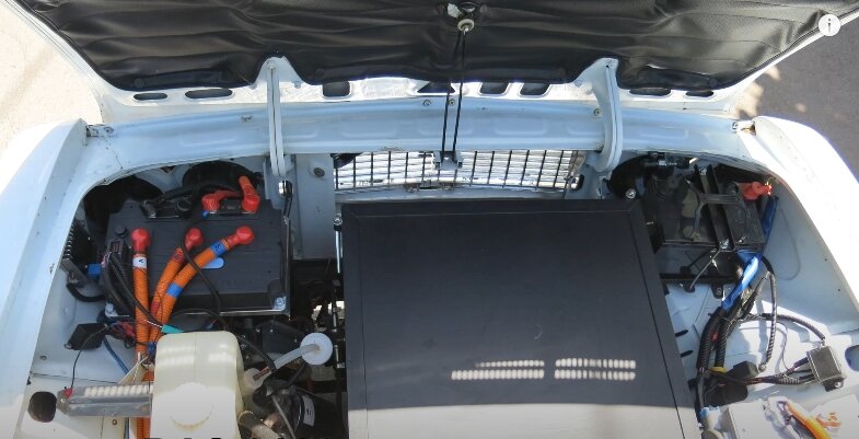 Под капотом