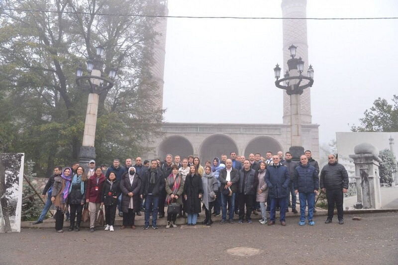 Возле мечети