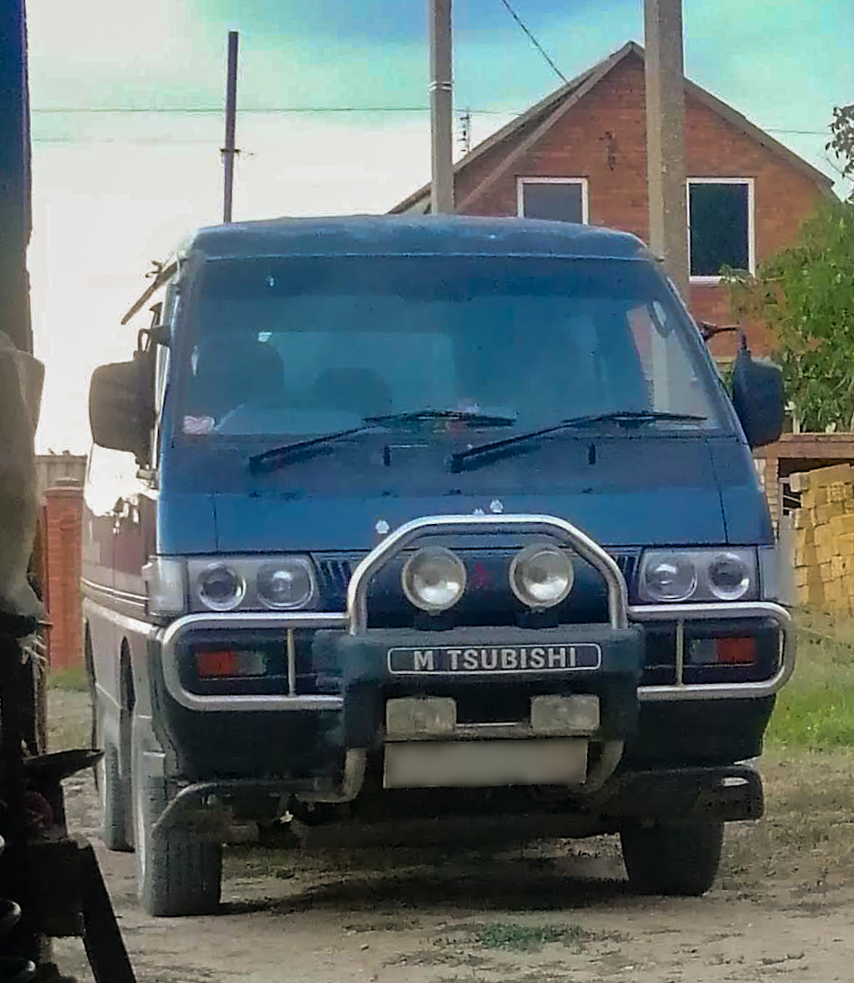 Митсубиси делика 1991 года