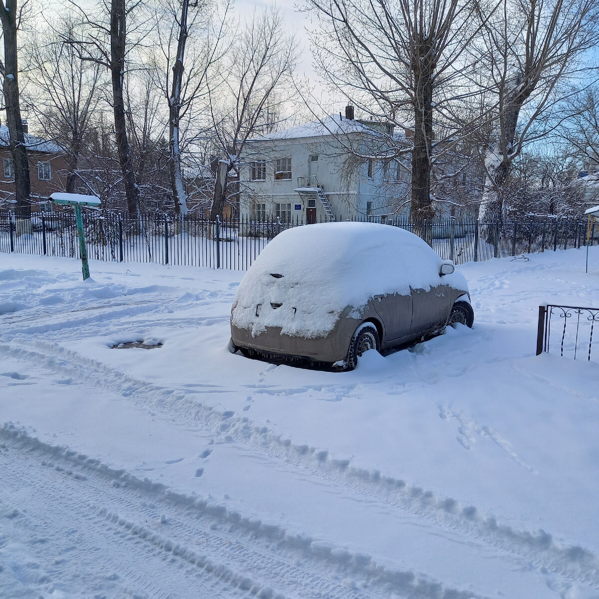 Чистое снежное поле