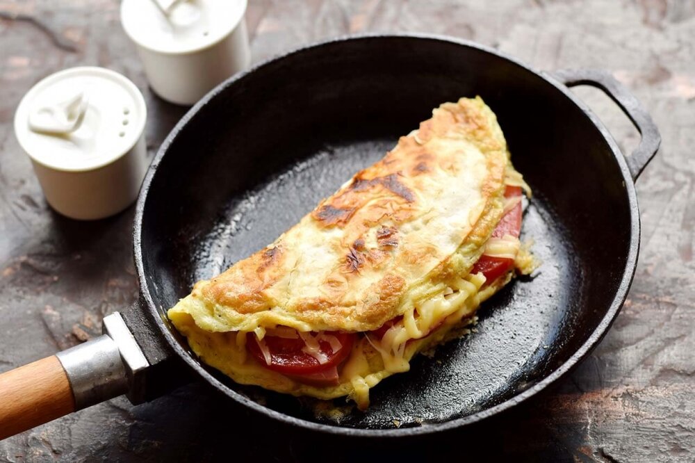 Завтрак из лаваша и яиц