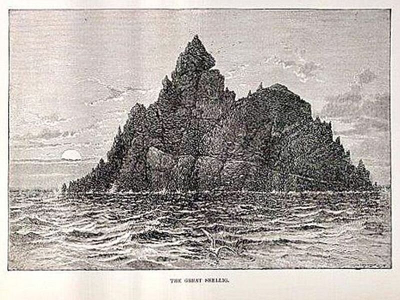 i
«Хотя это довольно грозная поездка, отнюдь не невозможно выйти в Великий Скеллидж, который на сегодняшний день является самым интересным островом у ирландского побережья». (Стальная гравированная иллюстрация Скеллига Майкла из Ирландии Ричарда Ловетта Иллюстрированная с Pen and Pencil, New York, 1891)