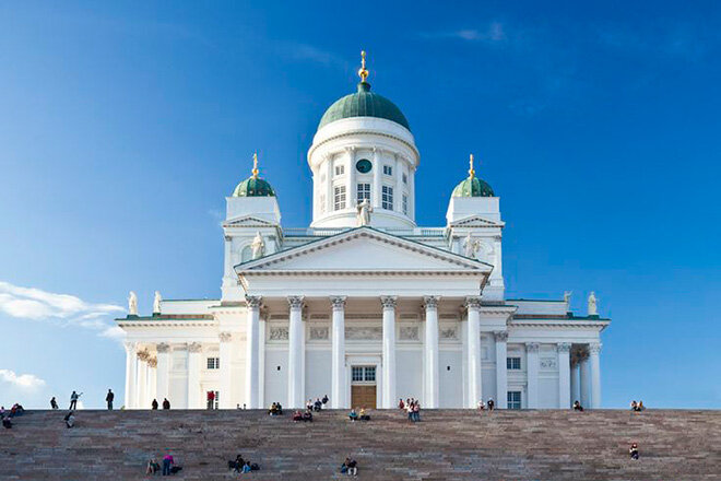 helsinki walks white big