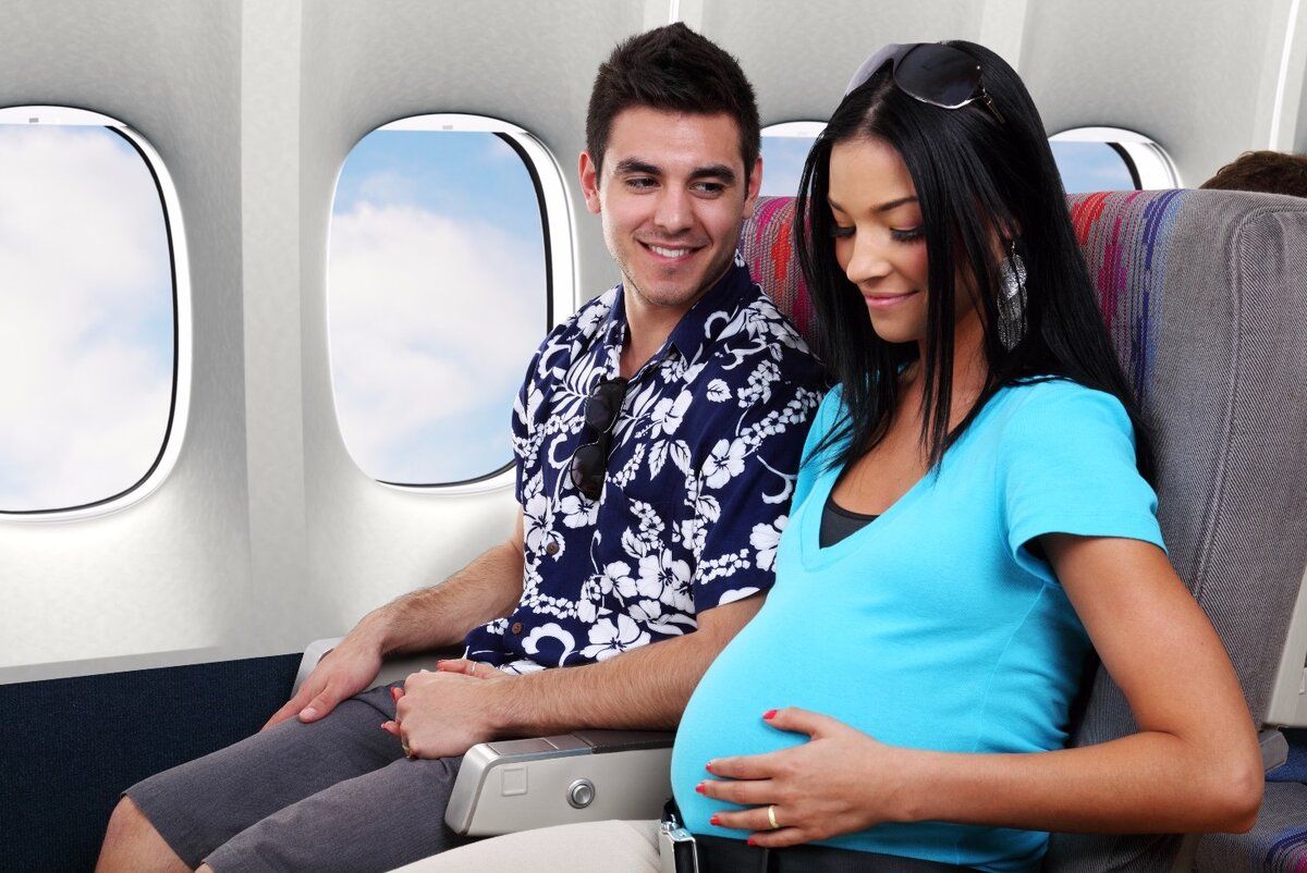 Беременная в самолёте