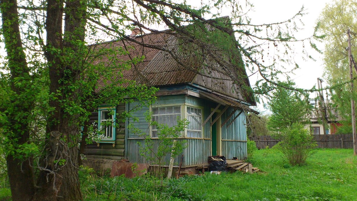 Купил старый дом, что делать дальше? | Реконструкция деревенского дома .